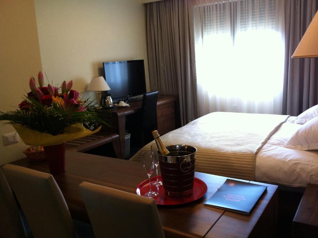 Boutique Hotel Kotoni Tiranë Luaran gambar