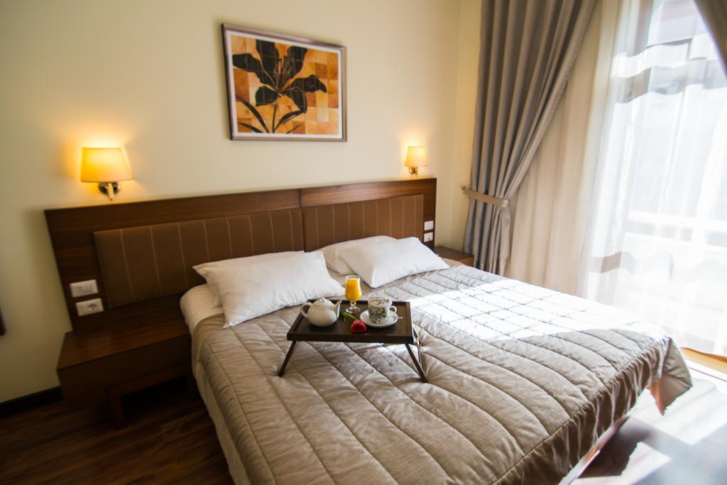 Boutique Hotel Kotoni Tiranë Luaran gambar